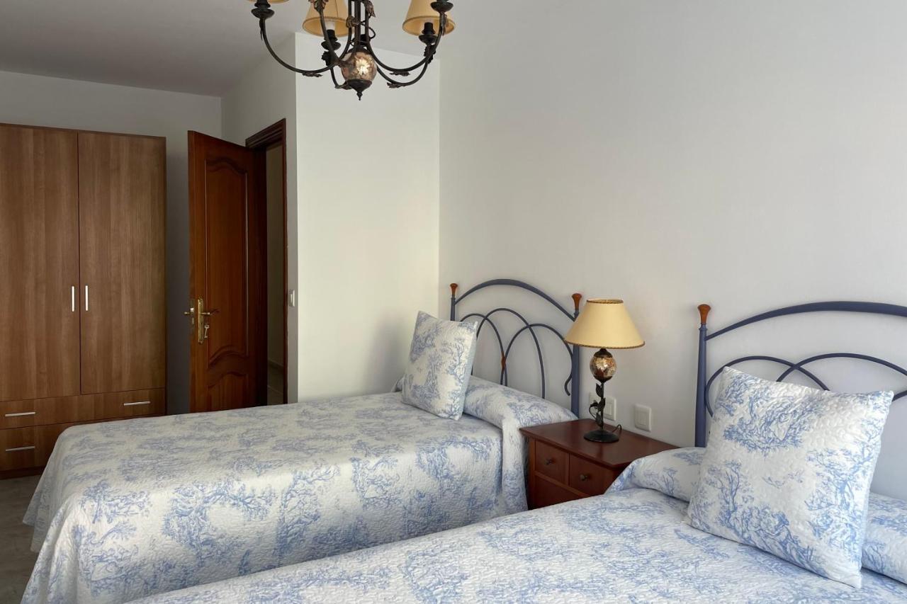 Sanmar Apartment Finisterre Ngoại thất bức ảnh